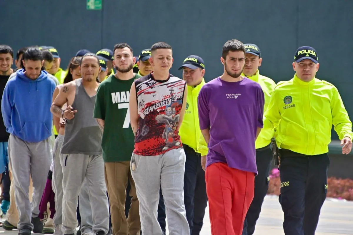 Entre los capturados se encuentra su cabecilla, alias ‘Salvatore’, líder de este movimiento; era el encargado de convocar los actos vandálicos - Foto: Policía Metropolitana de Bogotá