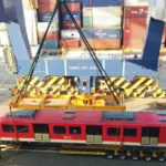 Una vez los vagones de este cuarto tren ingresen al Patio Taller de Bosa, al suroccidente de Bogotá, un equipo de expertos del concesionario Metro Línea 1 y de la interventoría realizan el alistamiento de los seis vagones - Foto: Metro de Bogotá