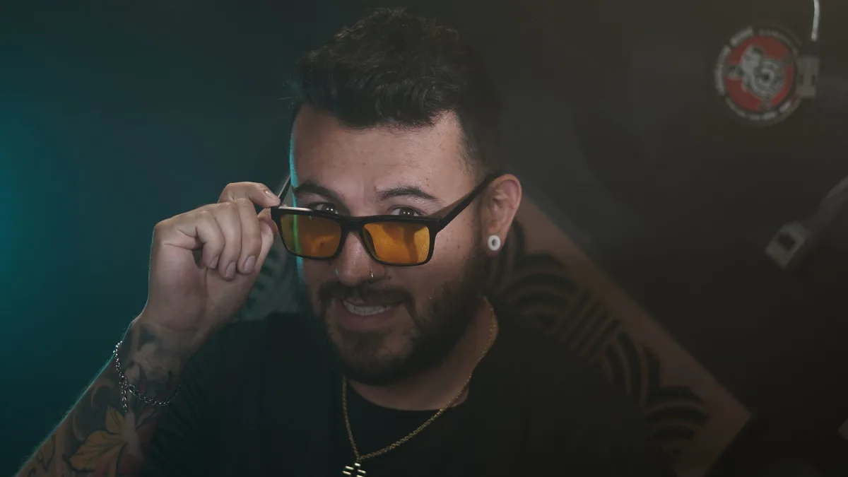 El EP se estrena con tres canciones adicionales que llegan cargadas de corazón, de experimentación y de historias reales, de esas que conectan con la vida misma - Foto: Checho Sasa