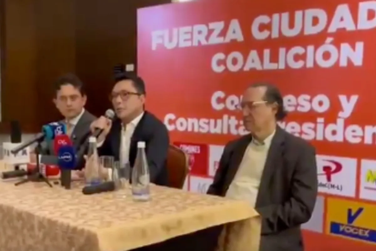 Carlos Caicedo se aparta del Frente Amplio y anuncia consulta presidencial independiente, profundizando la fractura en la izquierda - Foto: Captura de video