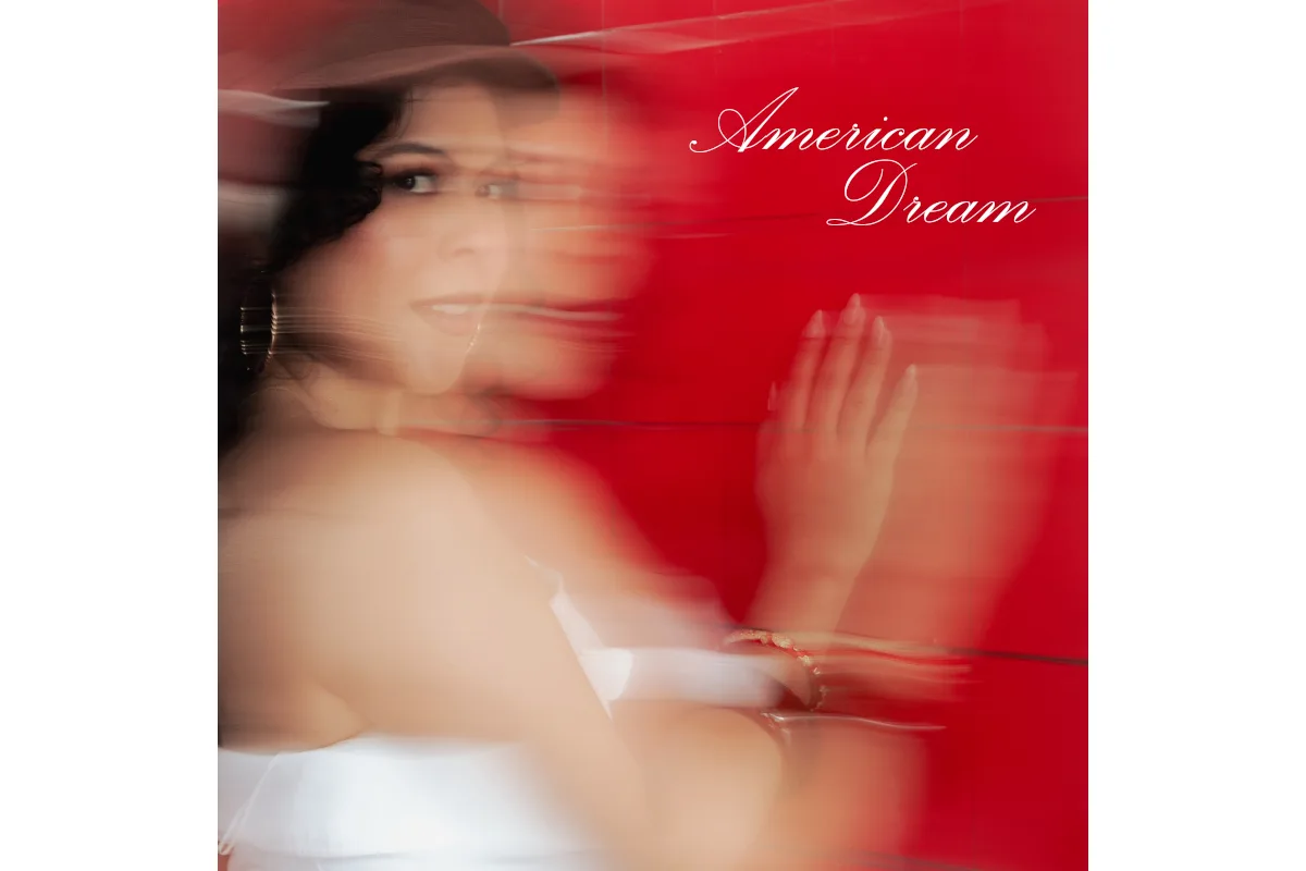 “American Dream” fue producida por Camilo Patiño y Roberto Restrepo, integrantes de La Toma, en Sanz Estudios (Medellín, Colombia). La masterización (incluida su versión en Dolby Atmos) estuvo a cargo de Jairo Sanz - Foto: Daniela Gaudete