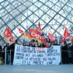 Huelga de trabajadores mantiene al Louvre parcialmente cerrado y reaviva críticas a la gestión del museo más visitado del mundo - Foto: Redes sociales