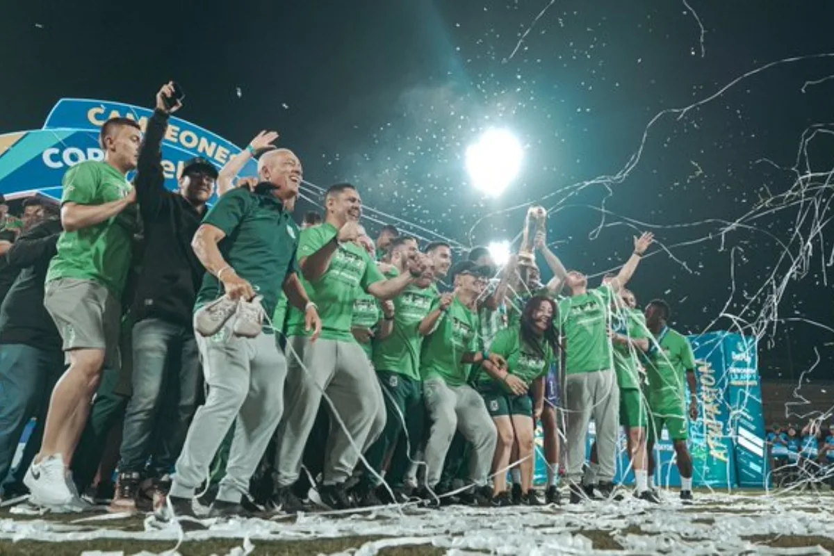 Atlético Nacional se consagra tricampeón de la Copa BetPlay tras imponerse a Independiente Medellín en una final de alta tensión en el Atanasio - Foto: @nacionaloficial