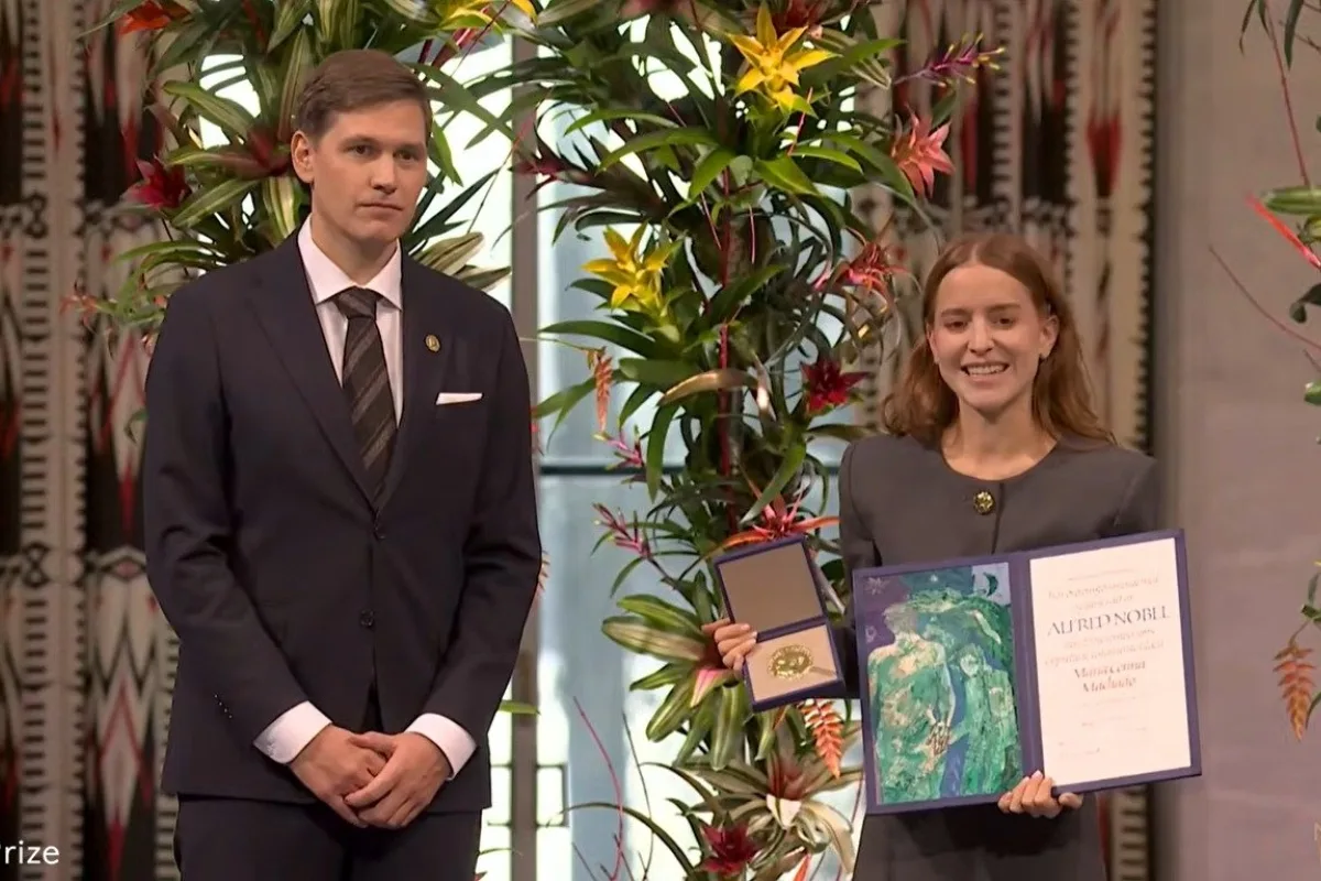 Hija de María Corina Machado recibe en Oslo el Premio Nobel de la Paz mientras la líder opositora viaja a Noruega para sumarse a los actos - Foto: Captura de video