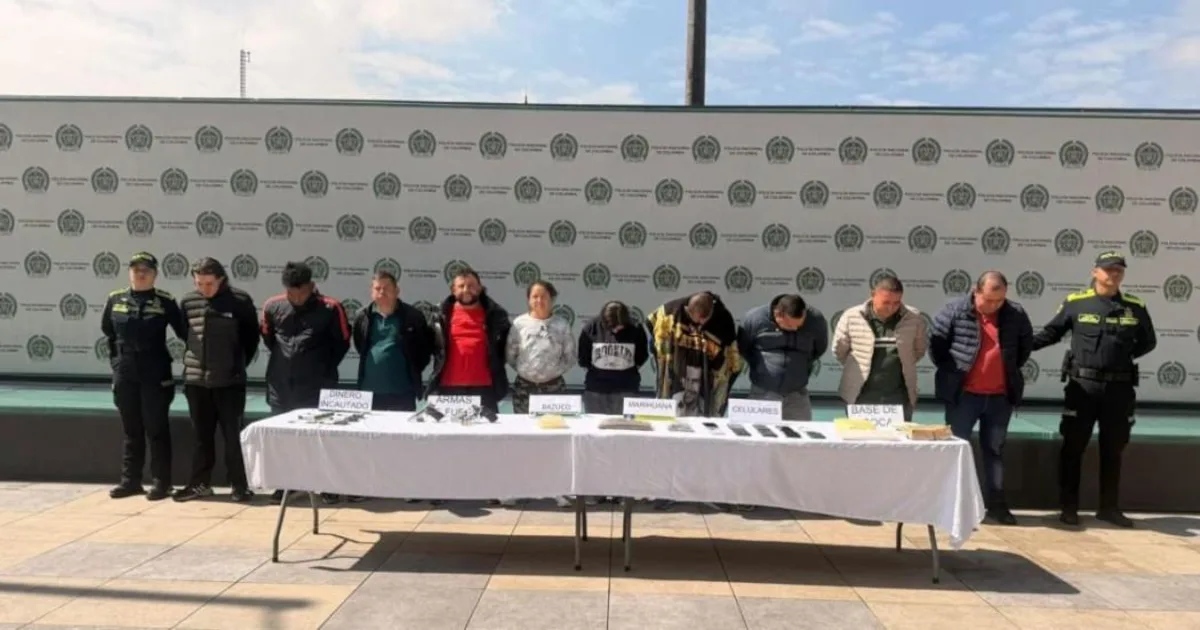 Mediante 10 diligencias de allanamiento y registro, efectuadas en las localidades de Santa Fe, Usme y Rafael Uribe, se logró materializar la captura de 11 personas - Foto: Policía Metropolitana de Bogotá