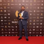 El galardón se entregó el pasado 2 de noviembre en el Teatro Metropolitano de Medellín, durante la XIII edición de los Premios Macondo, en la que Estimados Señores se convirtió en la gran ganadora de la noche con un total de nueve reconocimientos, entre ellos Mejor Guion y Mejor Largometraje de Ficción - Foto: Premios Macondo