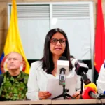​La directora del Departamento Administrativo de la Presidencia de la República (Dapre), Angie Rodríguez, lee el comunicado emitido por el Gobierno Nacional tras el PMU realizado este sábado en Cúcuta - Foto: Presidencia