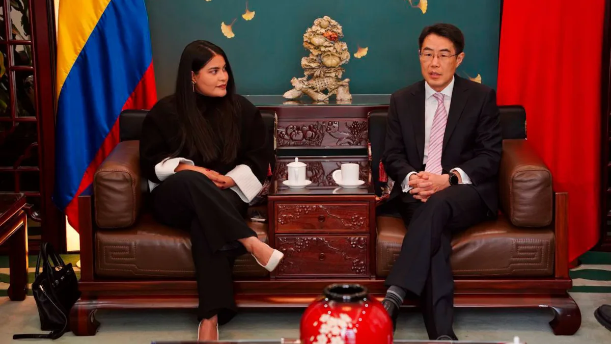 La directora del DNP explicó que esta reunión hace parte de la estrategia orientada por el presidente Gustavo Petro para diversificar las alianzas comerciales y de inversión y dinamizar la economía nacional - Foto: DNP