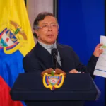 “Estamos ante una ruptura real del orden constitucional, solo porque existe un gobierno que es amigo del pueblo trabajador. Mientras gobierne, cualquier costo de la deuda no será pagada por el pueblo trabajador", agregó el presidente Petro - Foto: Presidencia