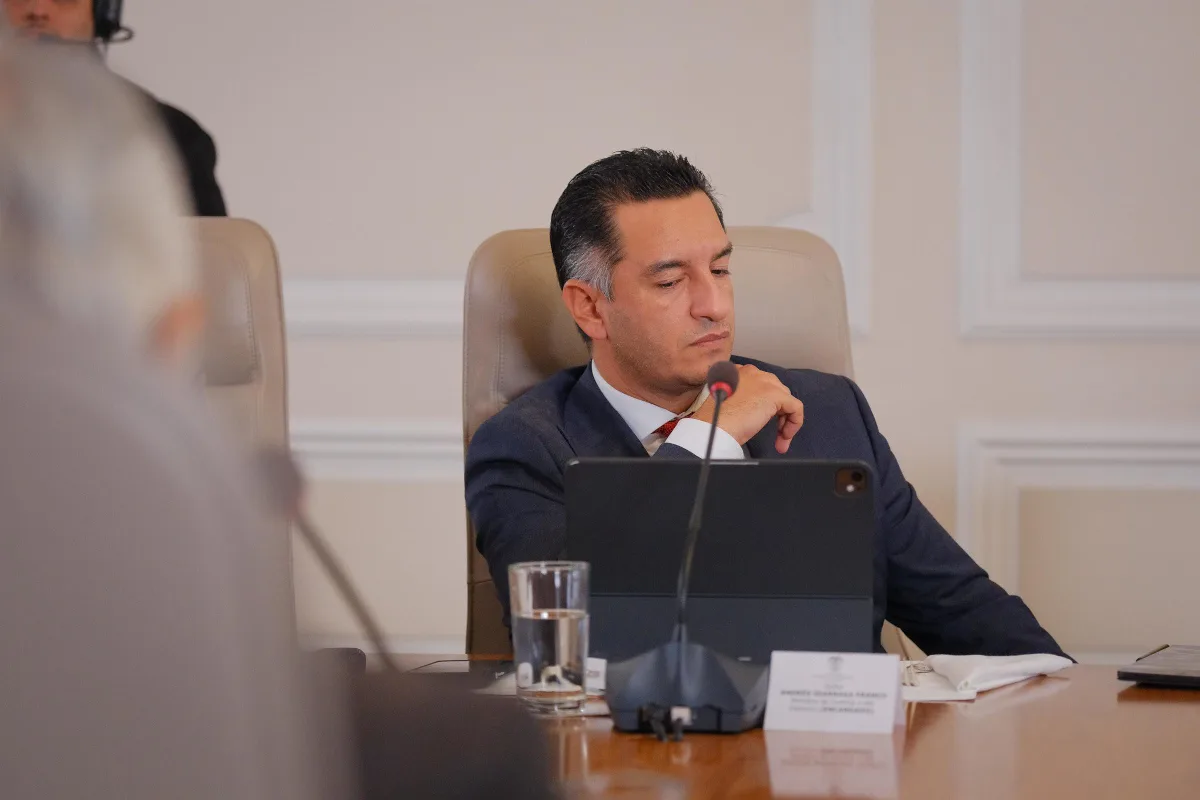 En medio de esta tensión política y de seguridad, el presidente Gustavo Petro ordenó la salida de Idárraga del Ministerio de Justicia, buscando estabilizar la cartera y dar paso a una nueva etapa administrativa - Foto: Ministerio de Justicia