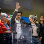 La consulta de izquierda ‘Frente por la Vida’ solicitó su inscripción ante la Registraduría para la jornada del 8 de marzo, mientras persisten dudas jurídicas sobre las candidaturas de Iván Cepeda y Daniel Quintero - Foto: Redes sociales