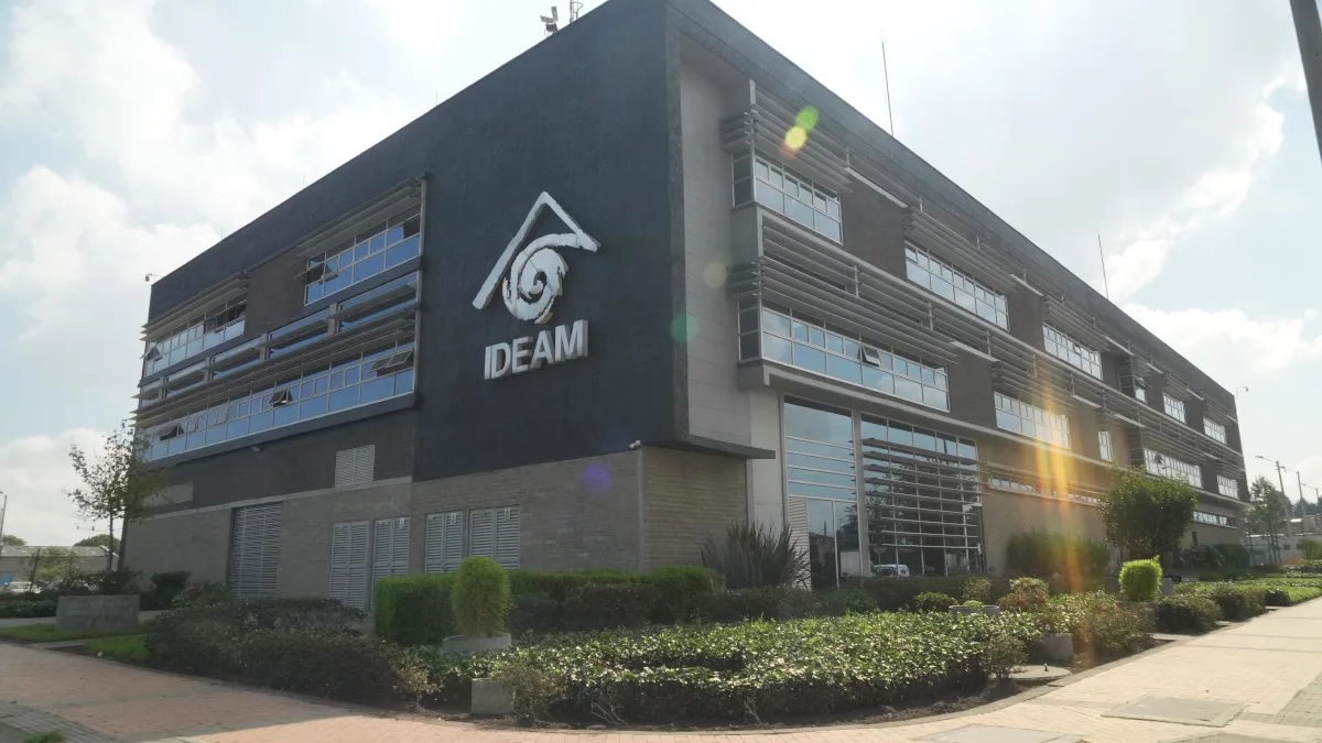 El Instituto de Hidrología, Meteorología y Estudios Ambientales (Ideam) aclaró que no existe ningún fenómeno denominado “tormenta negra” dentro de sus sistemas de vigilancia ni en la nomenclatura meteorológica internacional - Foto: Ideam