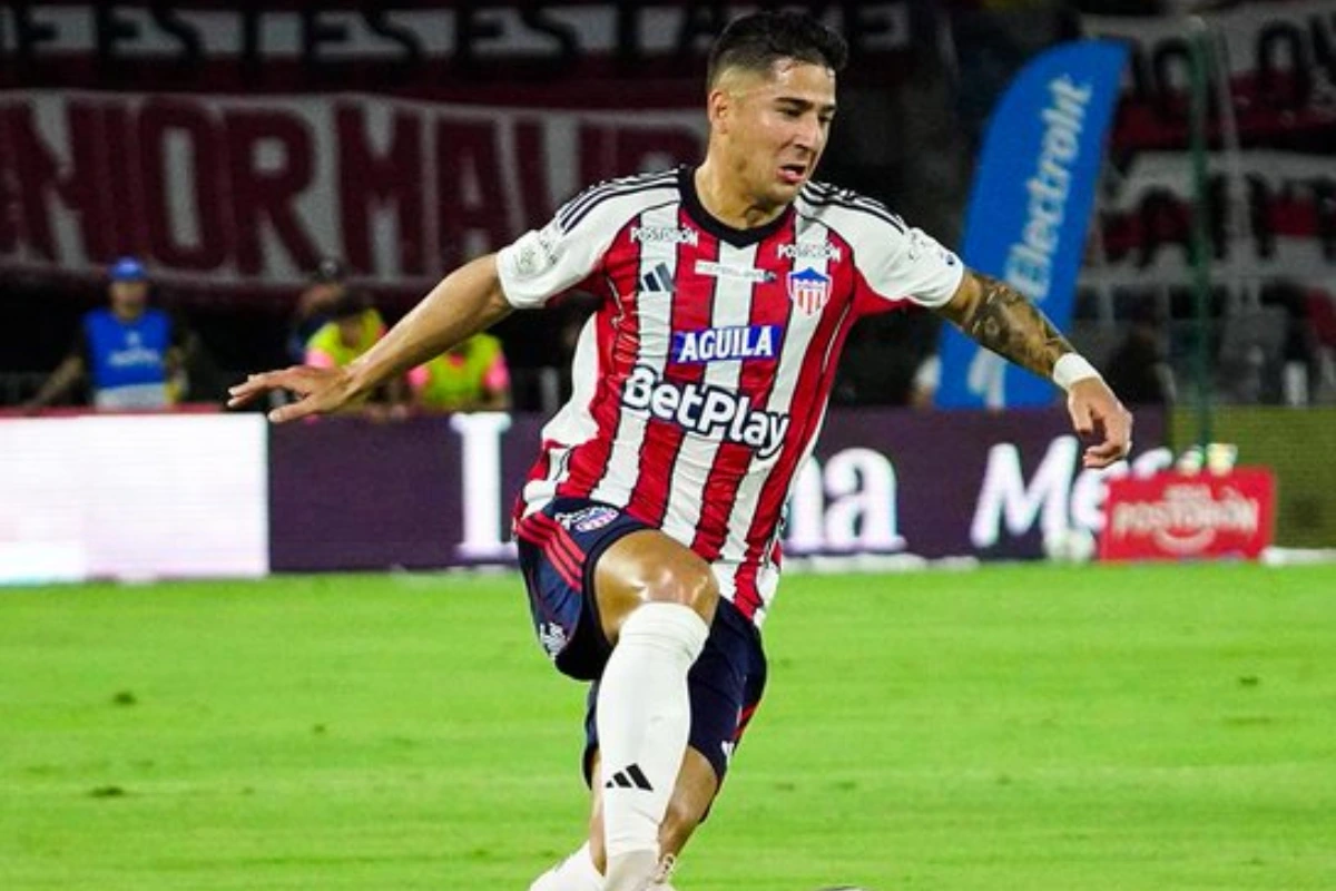 Junior y Santa Fe igualaron 1-1 en el Metropolitano de Barranquilla por la ida de la Superliga BetPlay 2026. La serie queda abierta para la vuelta en Bogotá - Foto: @JuniorClubSA