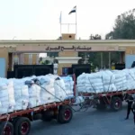 El paso fronterizo de Rafah mantiene el ingreso de ayuda humanitaria a Gaza mientras Egipto, Israel y autoridades palestinas ultiman los preparativos para su reapertura parcial - Foto: Redes sociales