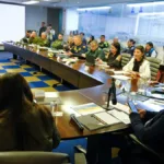 ​El jefe de Estado hizo estos anuncios durante la sesión de este viernes del Consejo Nacional para la Gestión del Riesgo de Desastres, realizada en la sede de la UNGRD en Bogotá, que contó con la participación de ministros y directores de las entidades relacionadas con el tema - Foto: Presidencia