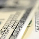 La cotización del dólar en las principales ciudades del país también varía ligeramente, ofreciendo diferentes valores de compra y venta para quienes realizan transacciones en la divisa. Bogotá, Medellín, Cali, Cartagena, Cúcuta y Pereira presentan rangos específicos - Foto: haberlerNET.net