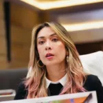 La representante Katherine Miranda denunció que familiares del ministro de Salud, Guillermo Alfonso Jaramillo, habrían recibido más de $3.000 millones en contratos estatales - Foto: @KatheMirandaP
