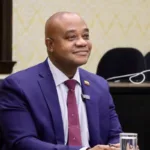 Luis Gilberto Murillo afirma que irá hasta la primera vuelta presidencial de mayo y se distancia de las consultas interpartidistas de izquierda y centro - Foto: Cancillería