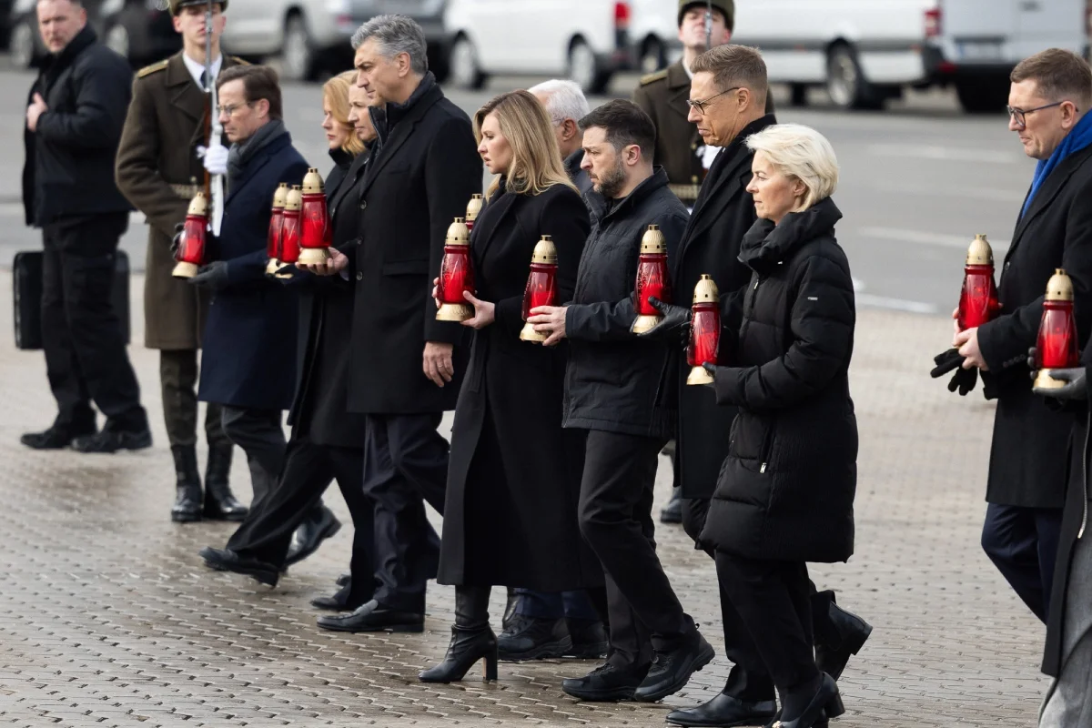 Ucrania conmemora el cuarto aniversario de la invasión rusa a gran escala con una ceremonia en Kiev junto a líderes de la Unión Europea - Foto: @ZelenskyyUa