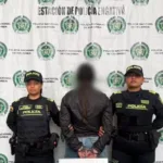 Capturan en Bogotá a mujer señalada de integrar redes de “cosquilleo” en Engativá. La Policía recuperó dos millones de pesos y confirmó que la sospechosa tenía más de diez antecedentes por hurto agravado - Foto: Cortesía