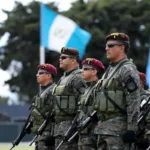 Guatemala anuncia el levantamiento del embargo militar impuesto por Estados Unidos desde 1977. El gobierno de Bernardo Arévalo inicia gestiones para comprar armas, aviones y equipamiento militar - Foto: Redes sociales