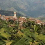 Bombardeo del Ejército y la Fuerza Aeroespacial contra disidencias de las Farc en Ituango, Antioquia. Autoridades buscan confirmar resultados del operativo contra el frente 18 comandado por alias “Ramiro” - Foto: Redes sociales